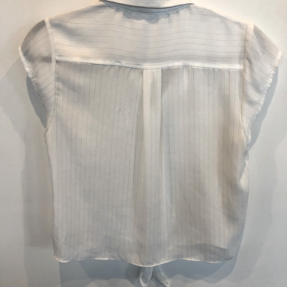 Blouse - Picture 2 of 5